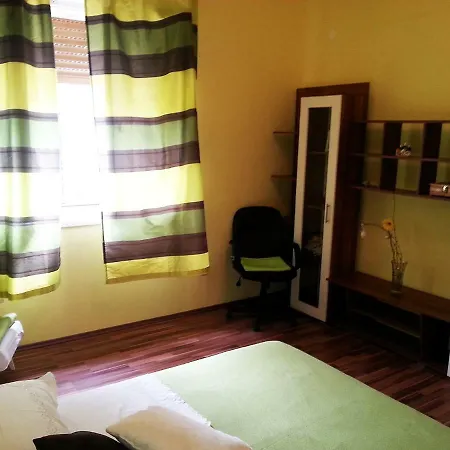 Apartman Mariza Apartment *